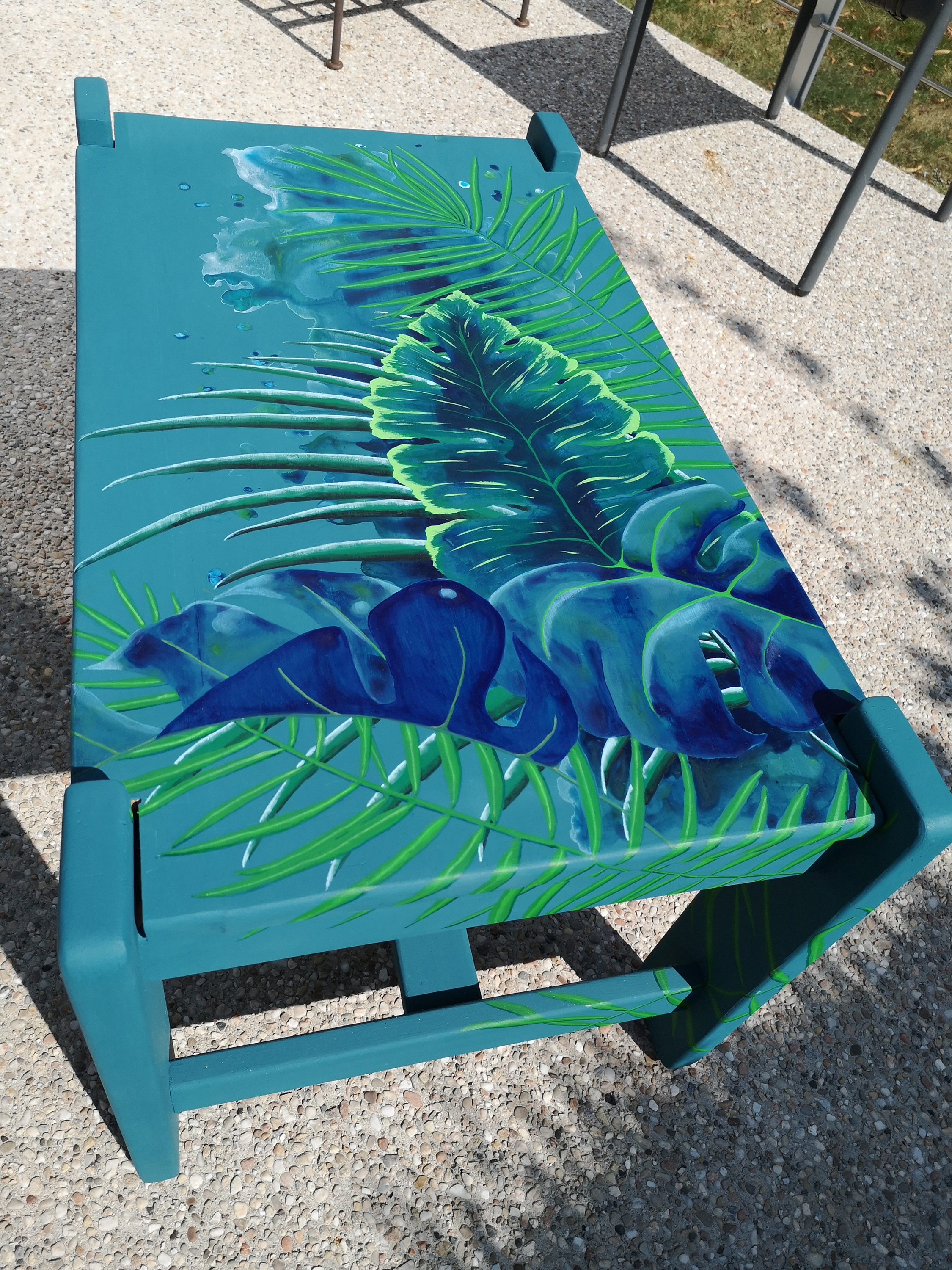Table basse feuille